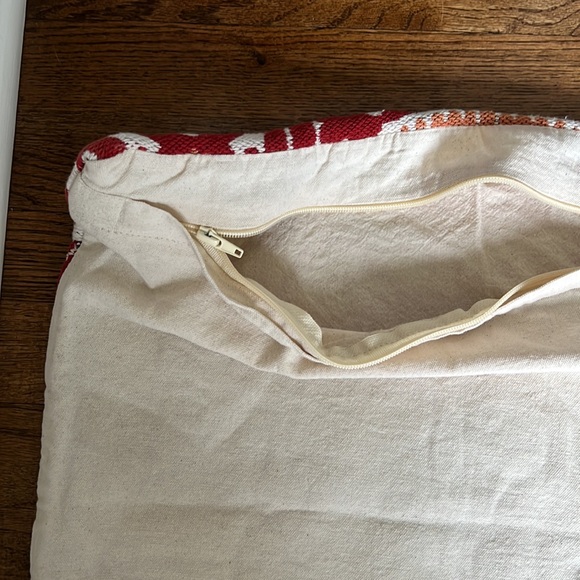 Tapestry-like square throw pillow cover - Picture 3 of 6